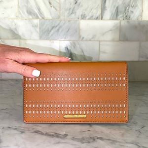 Brand new light brown Stella & Dot wallet